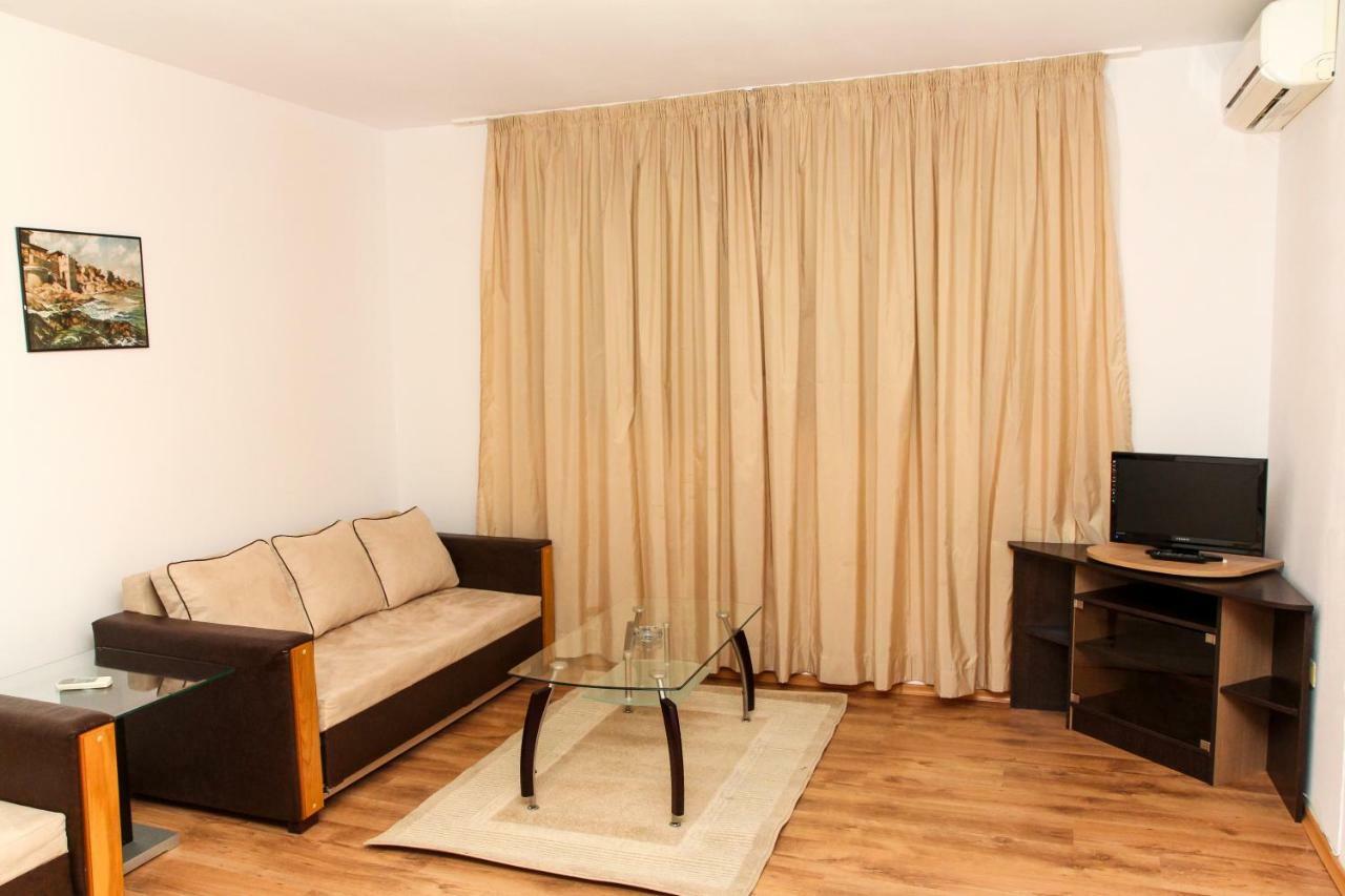 ساني بيتش Guest Apartments Salena المظهر الخارجي الصورة