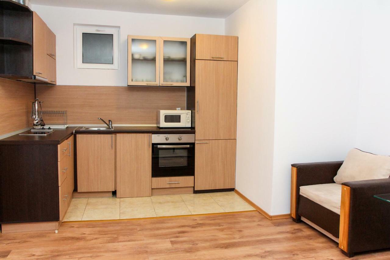 ساني بيتش Guest Apartments Salena المظهر الخارجي الصورة