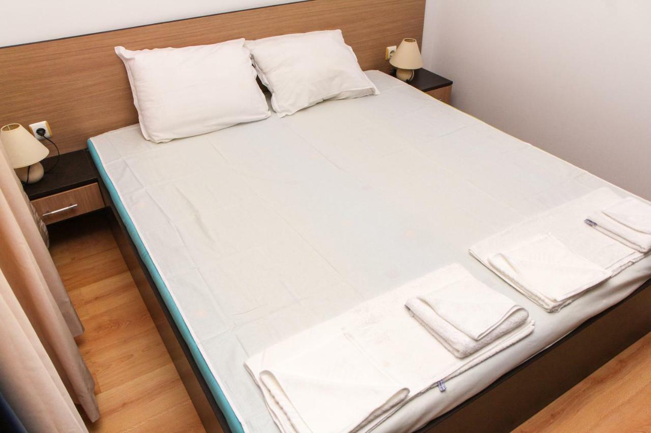 ساني بيتش Guest Apartments Salena المظهر الخارجي الصورة