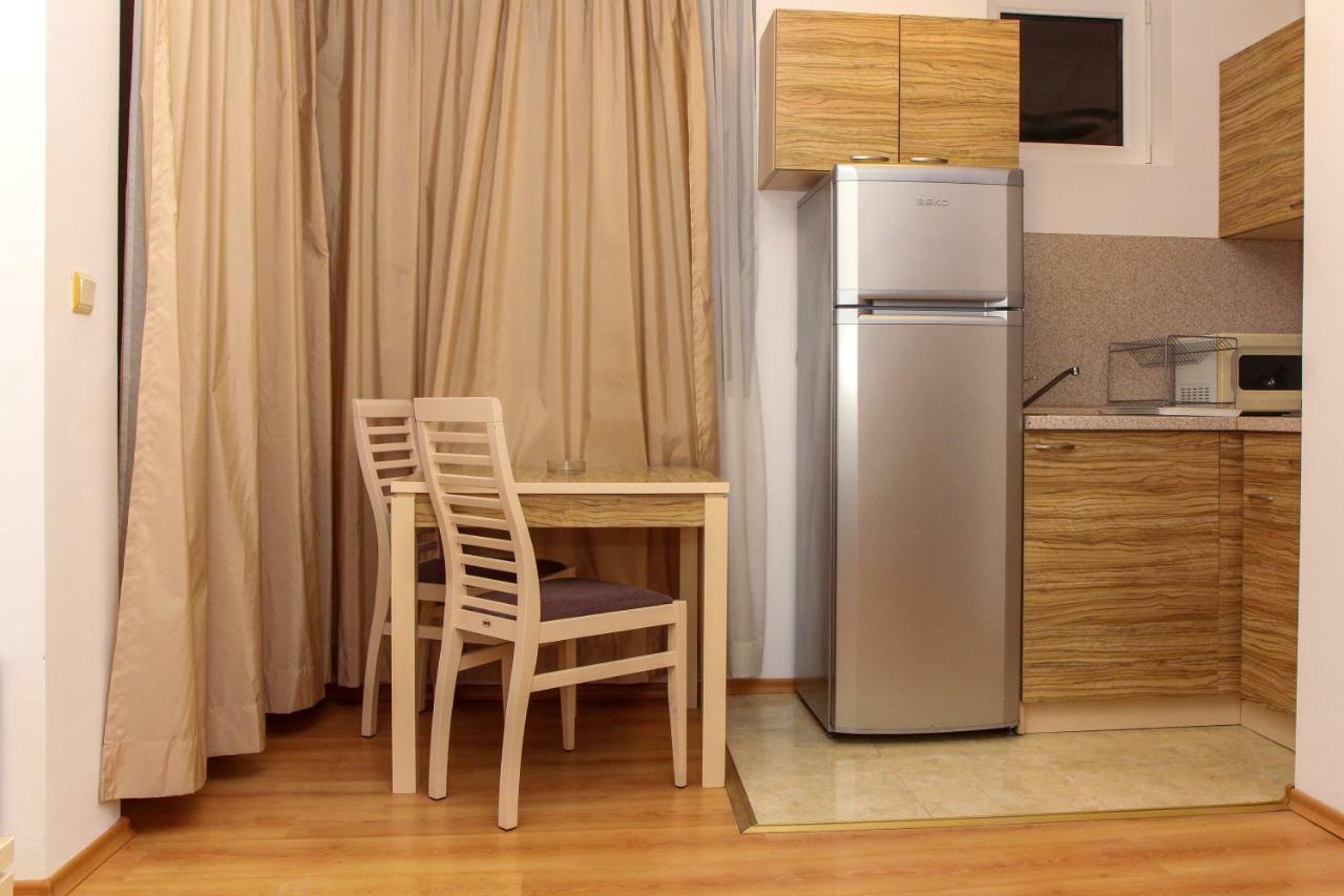 ساني بيتش Guest Apartments Salena المظهر الخارجي الصورة