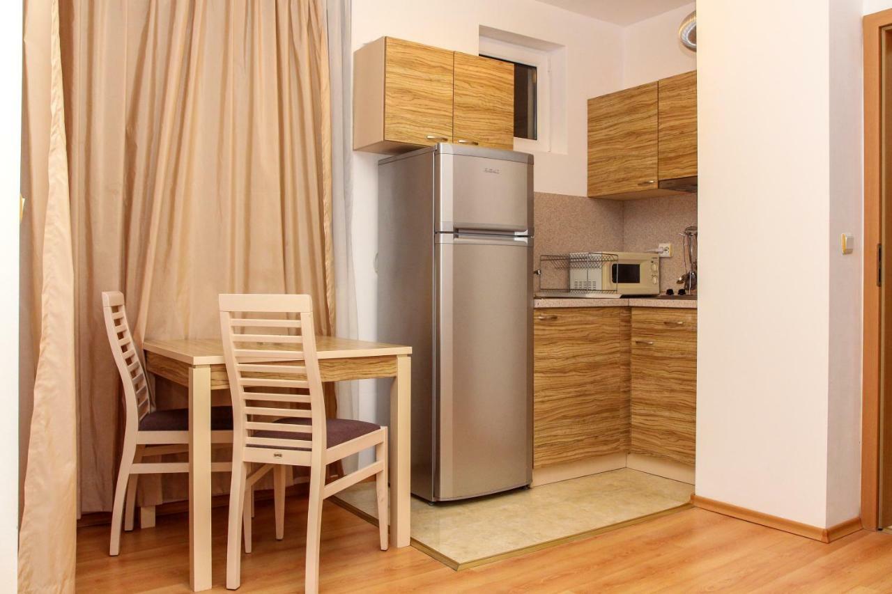 ساني بيتش Guest Apartments Salena المظهر الخارجي الصورة