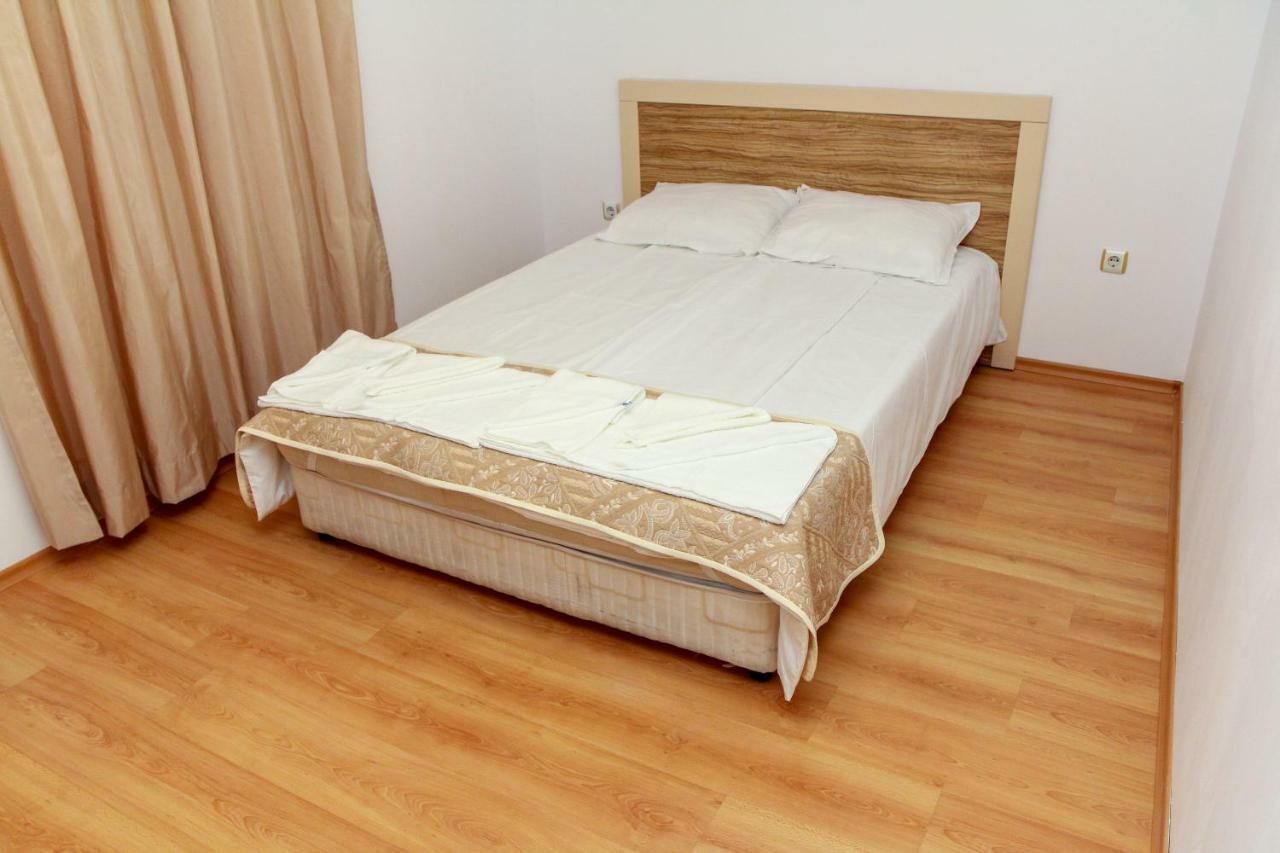 ساني بيتش Guest Apartments Salena المظهر الخارجي الصورة