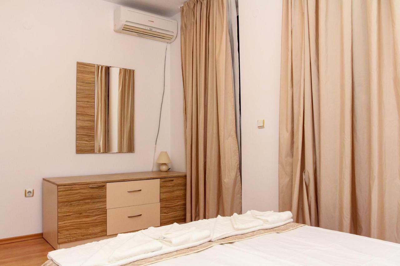 ساني بيتش Guest Apartments Salena المظهر الخارجي الصورة