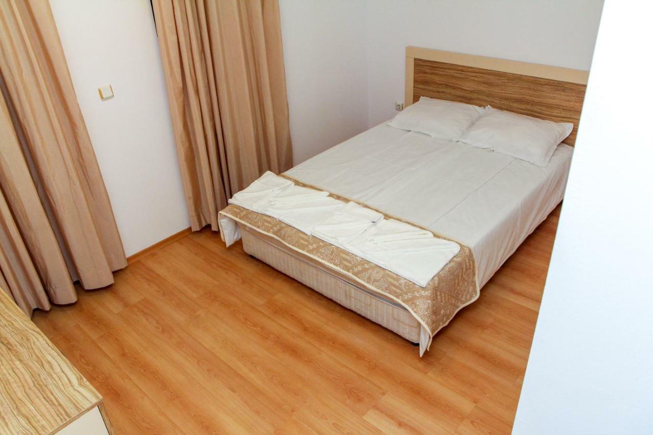 ساني بيتش Guest Apartments Salena المظهر الخارجي الصورة