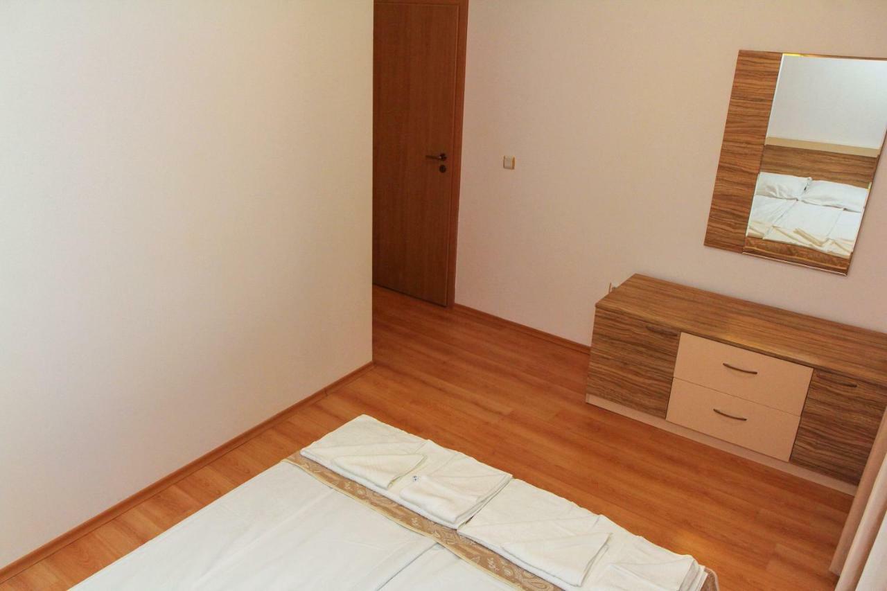 ساني بيتش Guest Apartments Salena المظهر الخارجي الصورة