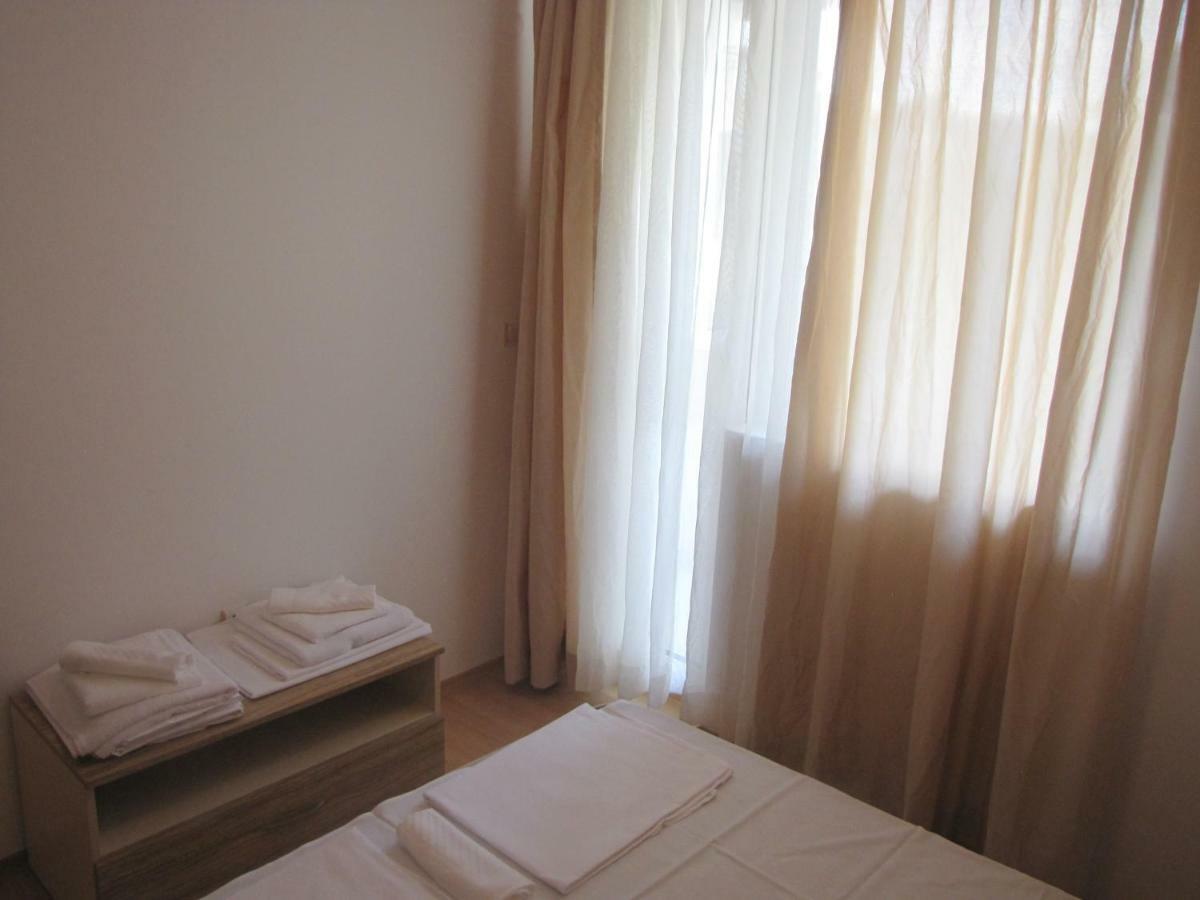 ساني بيتش Guest Apartments Salena المظهر الخارجي الصورة