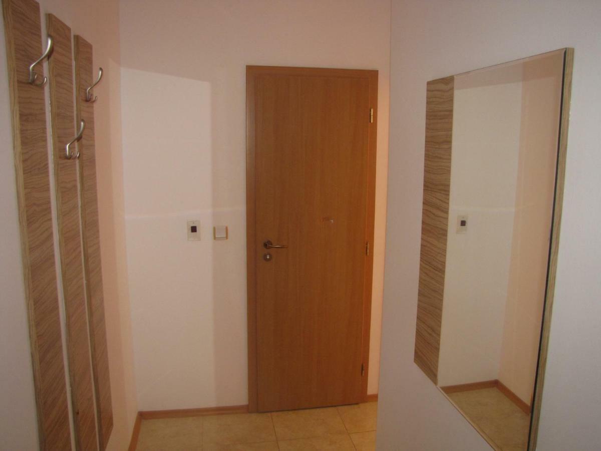 ساني بيتش Guest Apartments Salena المظهر الخارجي الصورة