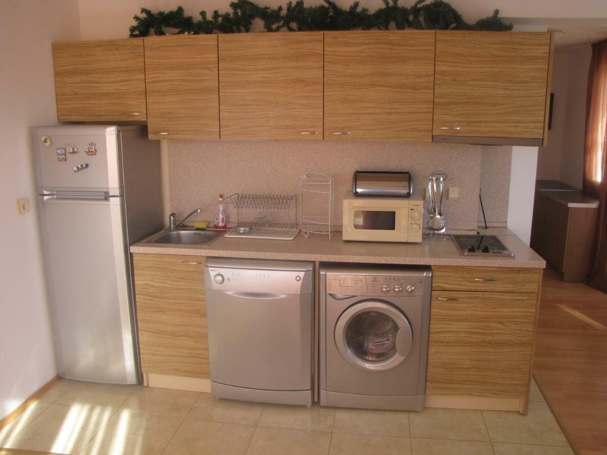 ساني بيتش Guest Apartments Salena المظهر الخارجي الصورة